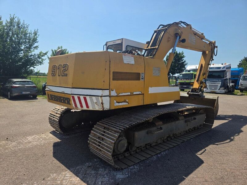 Liebherr R 912 LC crawler excavator Liebherr R912LC Graafmachine – Rupsgraafmachine - Crawler excavator: picture 5 Liebherr R 912 LC crawler excavator Liebherr R912LC Graafmachine – Rupsgraafmachine - Crawler excavator: picture 5