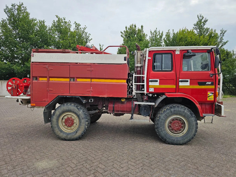 Renault M210 4x4 - Arbois 3500L - Fire truck: picture 4 Renault M210 4x4 - Arbois 3500L - Fire truck: picture 4
