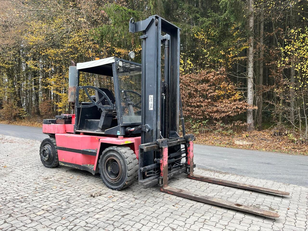 CLARK DPL 60 - Forklift: picture 4 CLARK DPL 60 - Forklift: picture 4