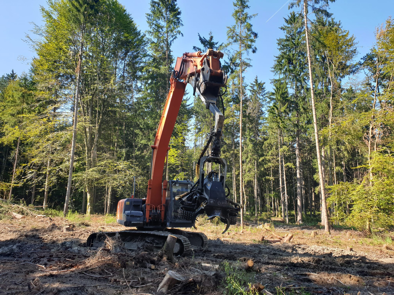 HITACHI ZX 210-3 with Kesla 25 RH - Crawler excavator: picture 3 HITACHI ZX 210-3 with Kesla 25 RH - Crawler excavator: picture 3