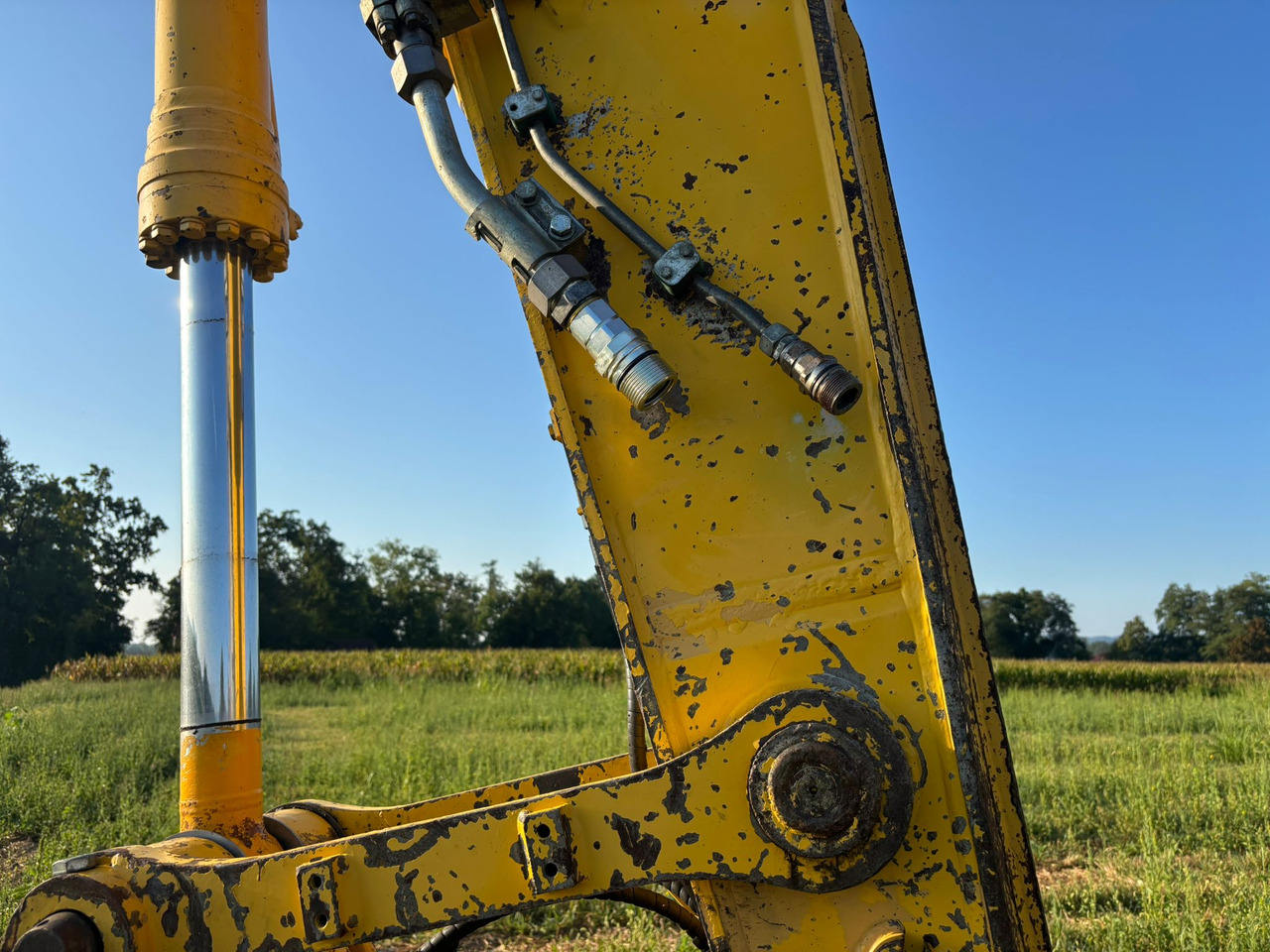 Crawler excavator KOMATSU PC 210 LC-8: picture 9