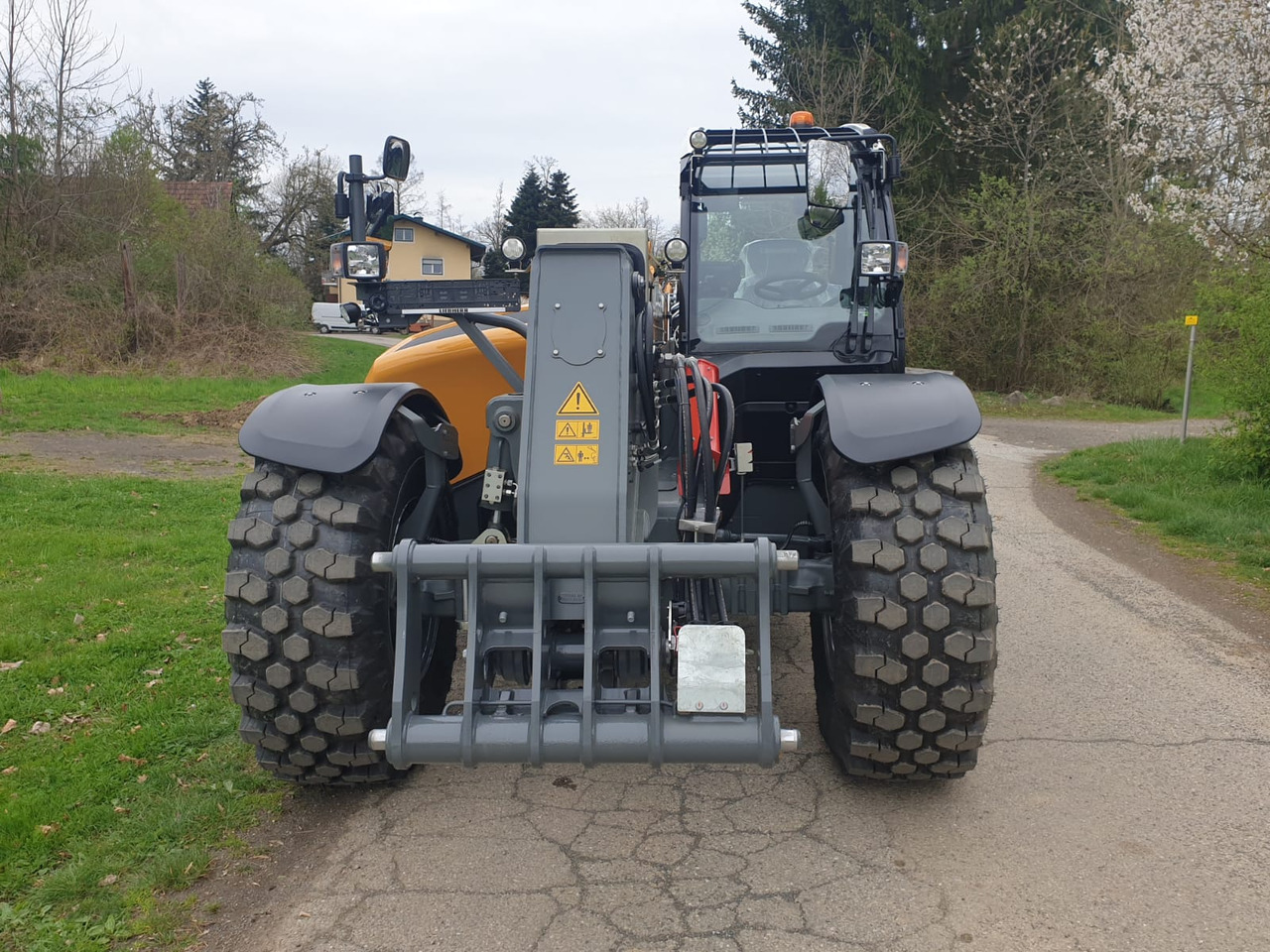 LIEBHERR T 60-9s - Telescopic handler: picture 4 LIEBHERR T 60-9s - Telescopic handler: picture 4