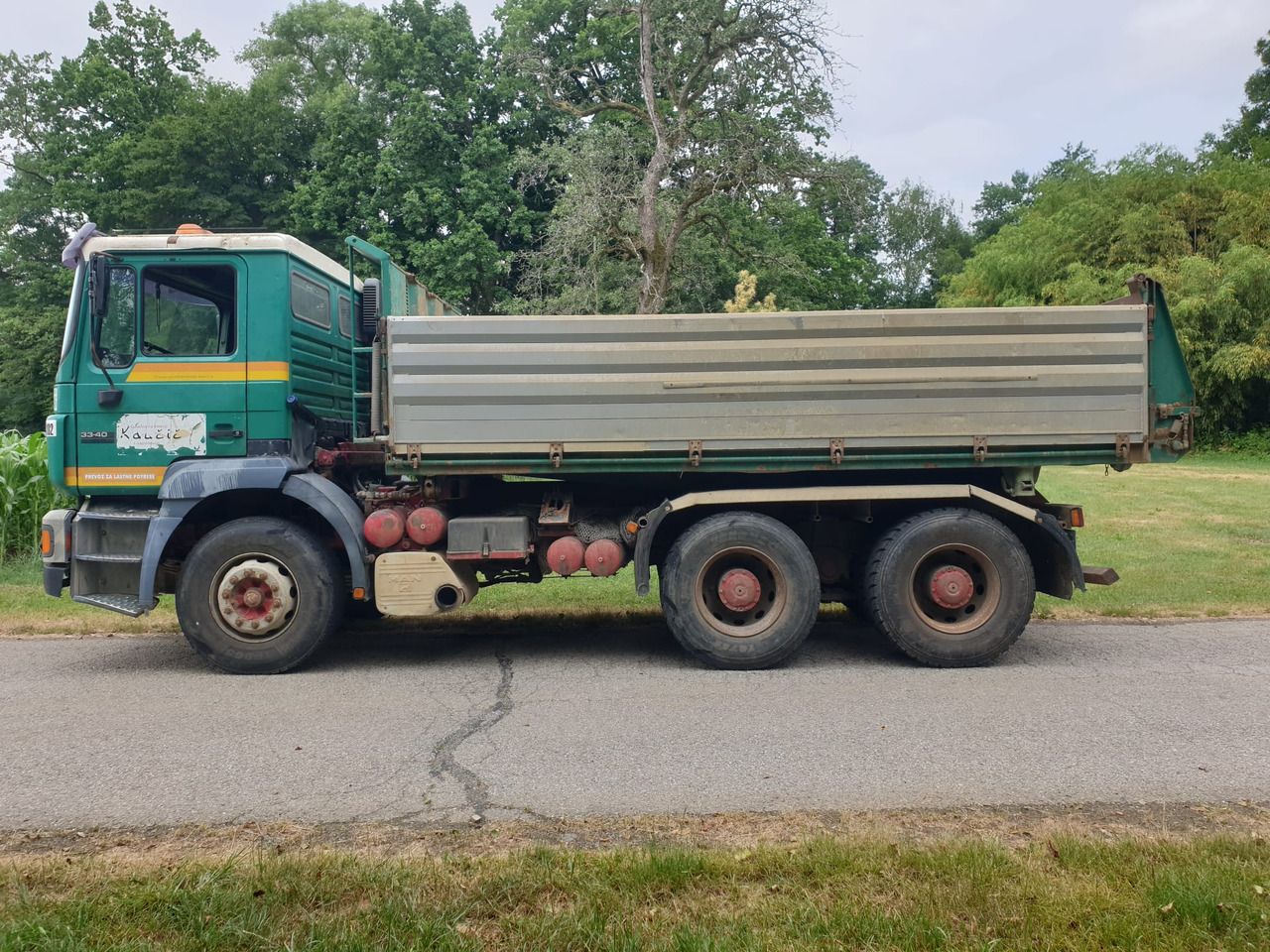 MAN 33.403 DFK - Tipper: picture 1 MAN 33.403 DFK - Tipper: picture 1
