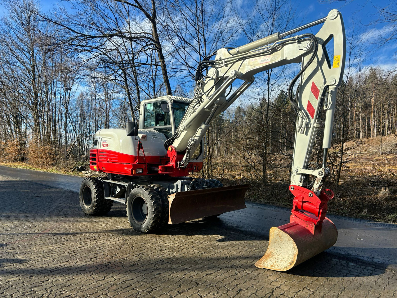 Takeuchi TB 295 W - Wheel excavator: picture 4 Takeuchi TB 295 W - Wheel excavator: picture 4