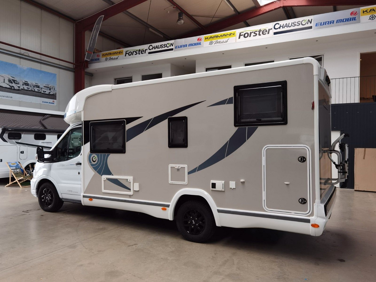 Chausson 627 GA TITANIUM -PREMIUM /EINZELBETTEN & HUBBETT - Semi-integrated motorhome: picture 5 Chausson 627 GA TITANIUM -PREMIUM /EINZELBETTEN & HUBBETT - Semi-integrated motorhome: picture 5