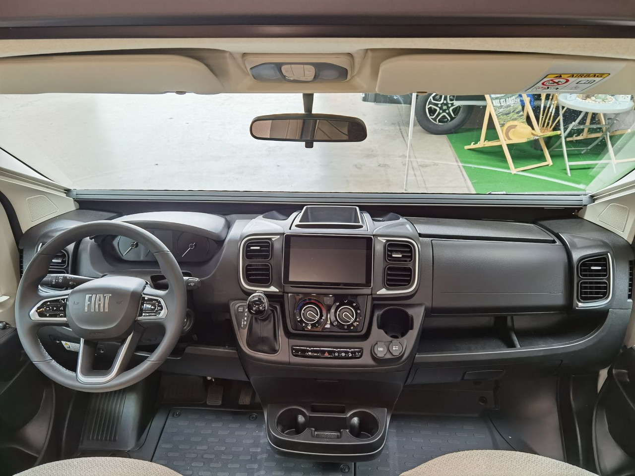 Semi-integrated motorhome Chausson 640 ULTIMATE / -2026- / 180PS-8G. / XXL- HUBBETT: picture 12