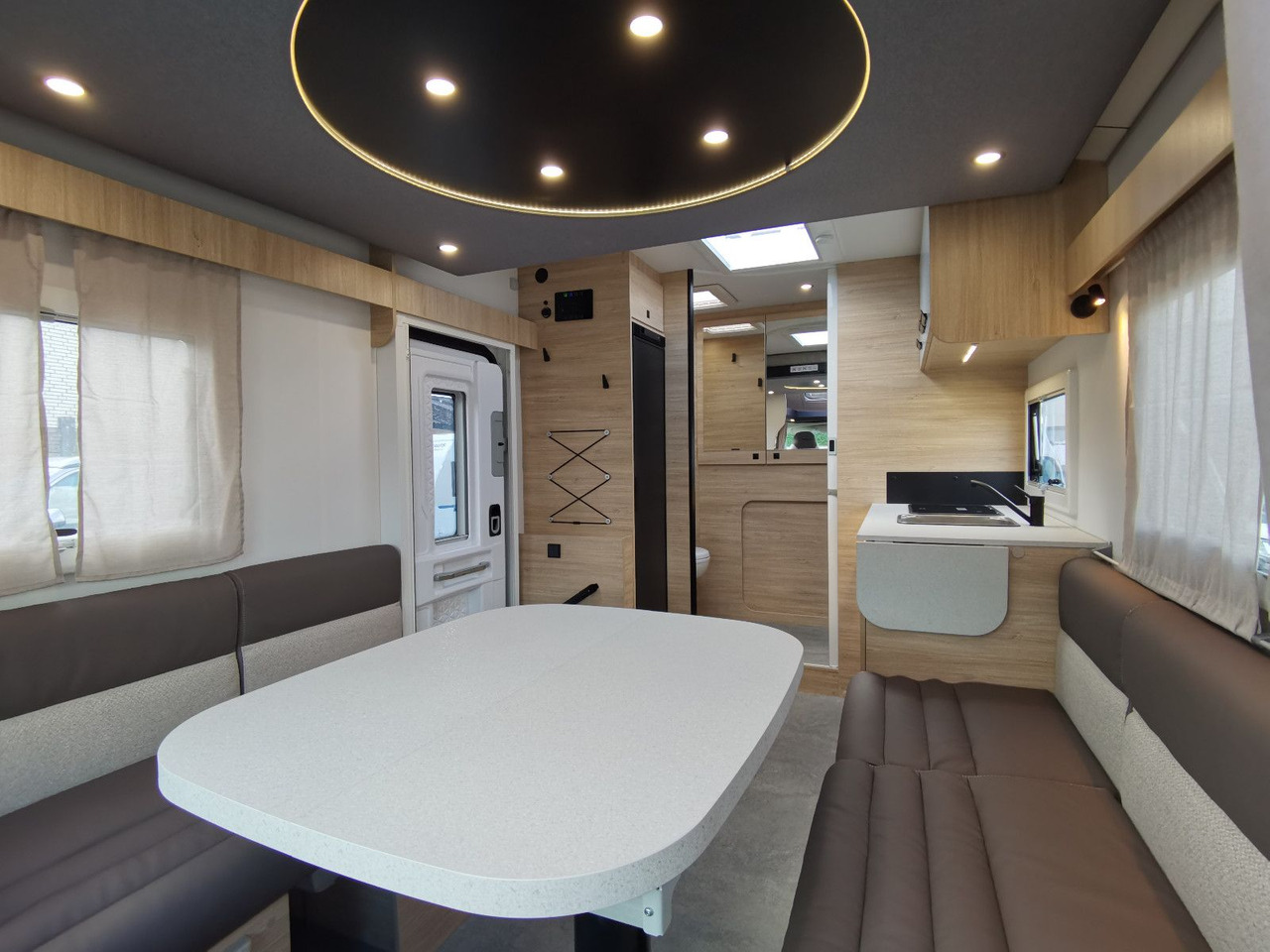 Semi-integrated motorhome Chausson 640 ULTIMATE / -2026- / XX-HUBBETT / DRIVE-PAKET: picture 15 Semi-integrated motorhome Chausson 640 ULTIMATE / -2026- / XX-HUBBETT / DRIVE-PAKET: picture 15