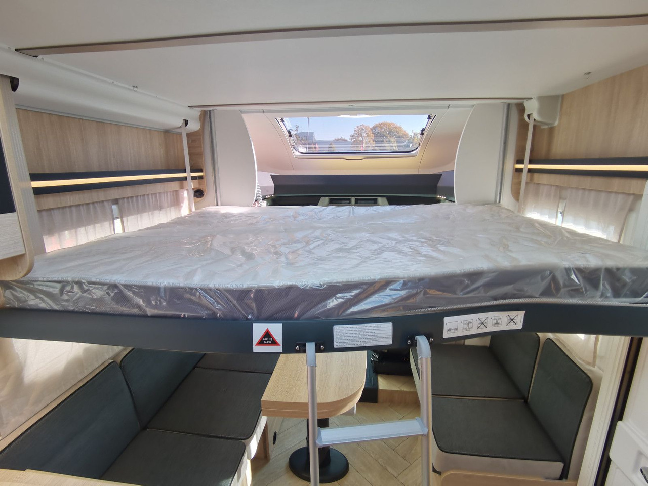 Semi-integrated motorhome Chausson 650 TITANIUM / - 2026 - / 165PS - 8G. / HUBBETT: picture 19 Semi-integrated motorhome Chausson 650 TITANIUM / - 2026 - / 165PS - 8G. / HUBBETT: picture 19