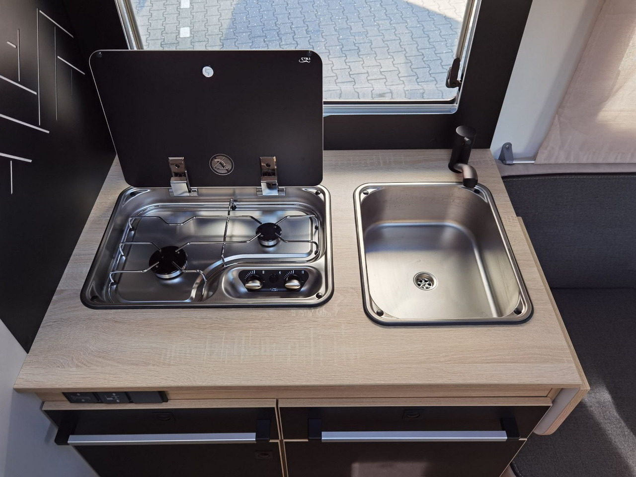 Semi-integrated motorhome Chausson 650 TITANIUM / - 2026 - / 165PS - 8G. / HUBBETT: picture 17 Semi-integrated motorhome Chausson 650 TITANIUM / - 2026 - / 165PS - 8G. / HUBBETT: picture 17