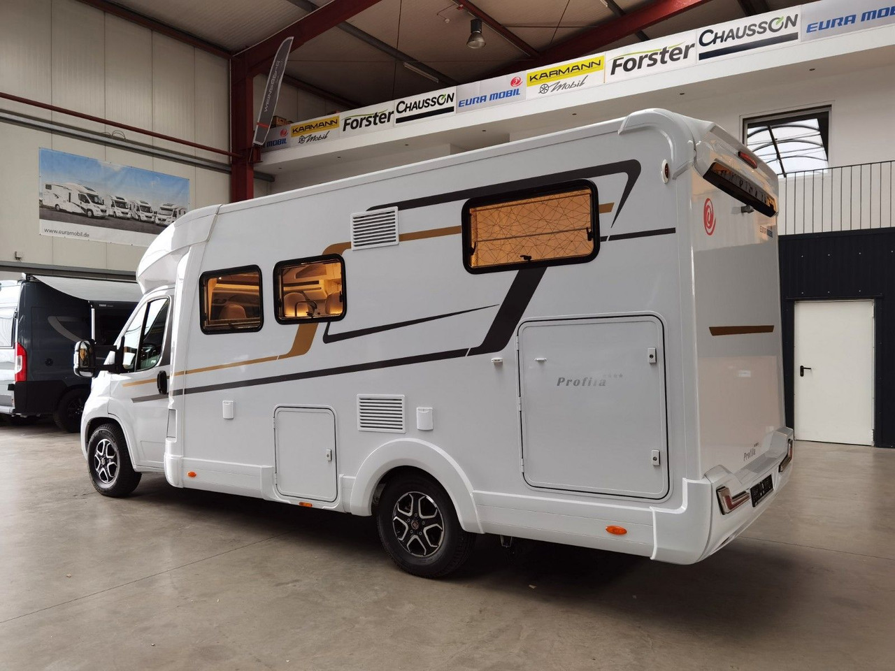 Eura Mobil PROFILA T 695 EB / 140PS/ MONDIAL / EINZELBETTEN - Semi-integrated motorhome: picture 5 Eura Mobil PROFILA T 695 EB / 140PS/ MONDIAL / EINZELBETTEN - Semi-integrated motorhome: picture 5