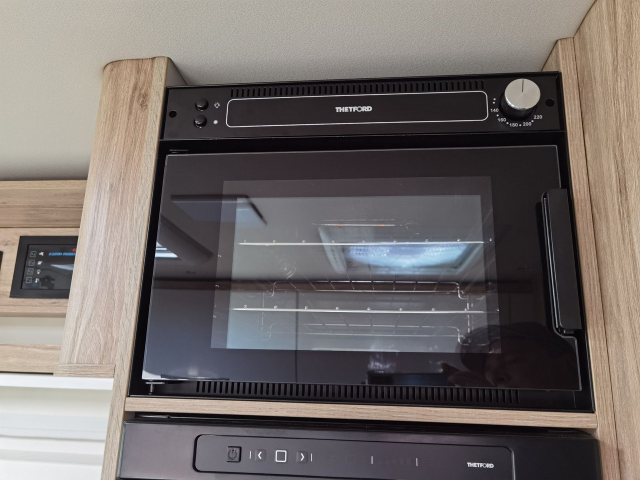 Semi-integrated motorhome Eura Mobil PROFILA T 720 EB /-2026-/ EINZELBETTEN & RAUMBAD: picture 18