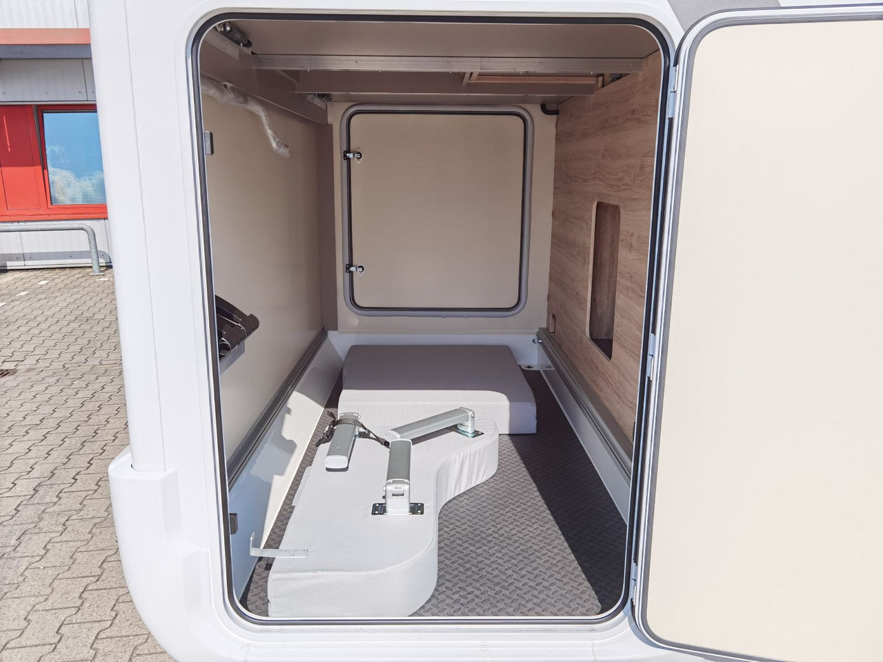 Semi-integrated motorhome Eura Mobil PROFILA T 720 EB /-2026-/ EINZELBETTEN & RAUMBAD: picture 11