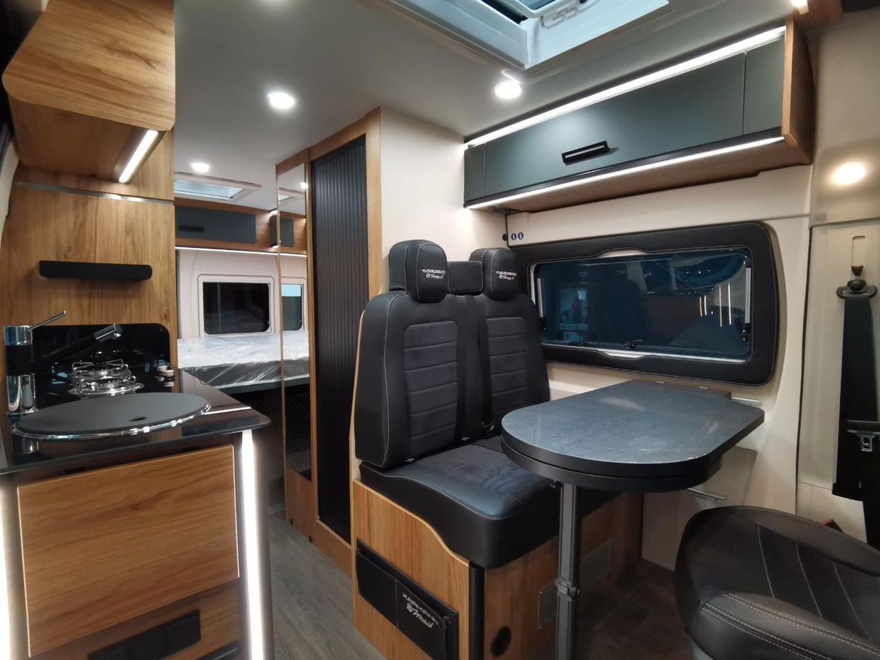 Leasing of  Karmann DEXTER 580 /- 2026 -/ SKY-ROOF & MULTIMEDIA Karmann DEXTER 580 /- 2026 -/ SKY-ROOF & MULTIMEDIA: picture 12