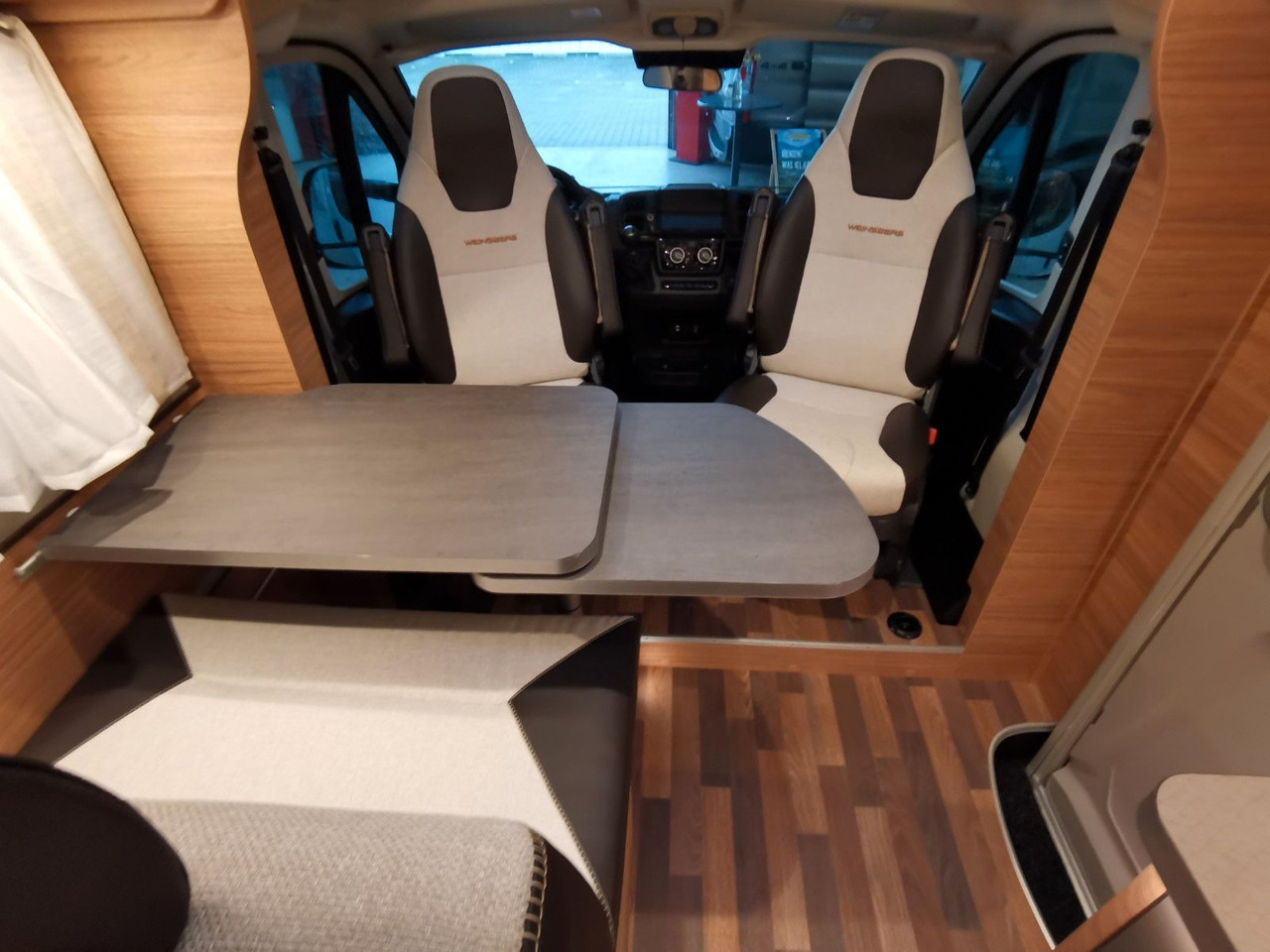 Semi-integrated motorhome Weinsberg CARACOMPACT 600 MEG EDITION-PEPPER/ EINZELBETTEN: picture 13