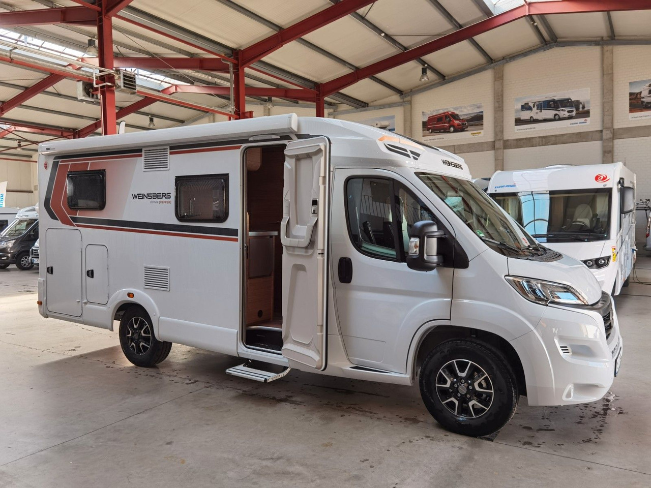 Semi-integrated motorhome Weinsberg CARACOMPACT 600 MEG EDITION-PEPPER/ EINZELBETTEN: picture 7