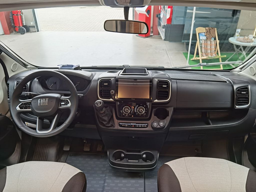 New Semi-integrated motorhome Weinsberg CARACOMPACT 600 MEG EDITION PEPPER /-MODELL 2025: picture 12