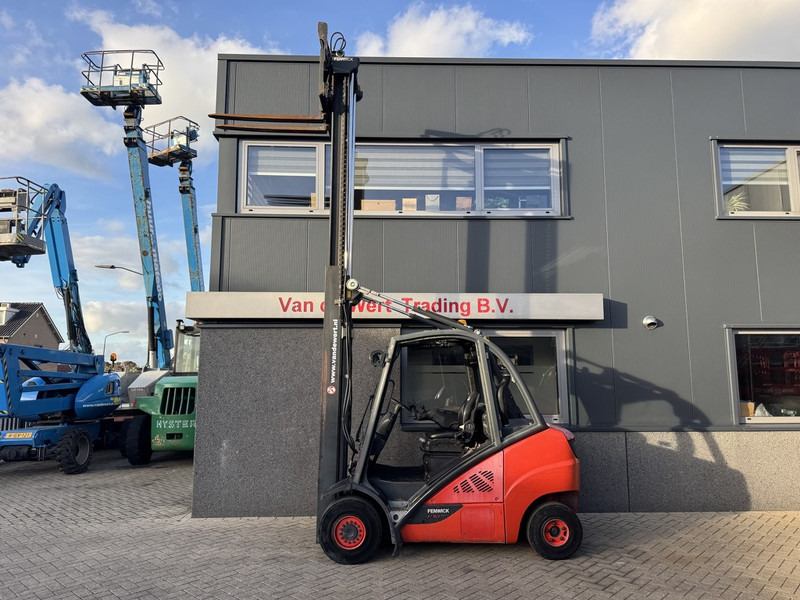 Linde H30D-02 Duplo 450 Sideshift / Vorkversteller VW Diesel 2014 - Diesel forklift: picture 5 Linde H30D-02 Duplo 450 Sideshift / Vorkversteller VW Diesel 2014 - Diesel forklift: picture 5