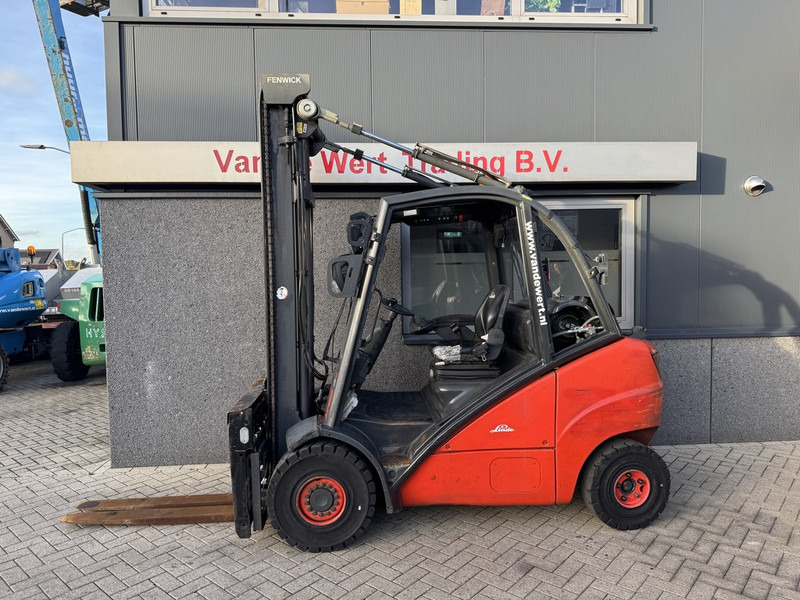 Linde H30T Duplo 450 Sideshift / Vorkversteller LPG 2003 - LPG forklift: picture 1 Linde H30T Duplo 450 Sideshift / Vorkversteller LPG 2003 - LPG forklift: picture 1