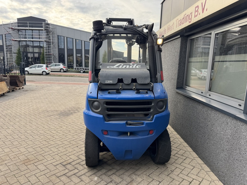 Linde H45T Duplo 400 Freelift / Sideshift / 4e Functie LPG 2005 - LPG forklift: picture 5 Linde H45T Duplo 400 Freelift / Sideshift / 4e Functie LPG 2005 - LPG forklift: picture 5