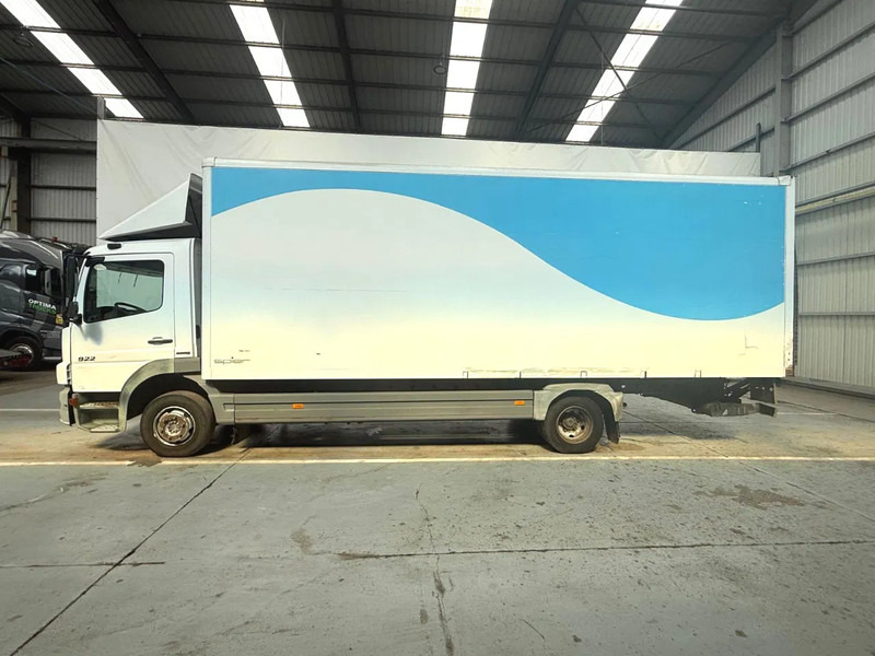 Mercedes-Benz Atego 922 DAUTEL LIFT / HAYON / BLATT-BLATT/LAMMES-LAMMES/ EURO3 / MANUAL - Box truck: picture 2 Mercedes-Benz Atego 922 DAUTEL LIFT / HAYON / BLATT-BLATT/LAMMES-LAMMES/ EURO3 / MANUAL - Box truck: picture 2