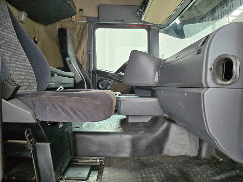 Tractor unit Scania R420 RETARDER: picture 11