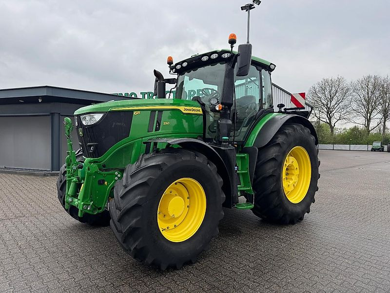 John Deere 6R250 AP 50KM COMMAND-PRO 2022 2030 UUR!!! - Farm tractor: picture 1 John Deere 6R250 AP 50KM COMMAND-PRO 2022 2030 UUR!!! - Farm tractor: picture 1