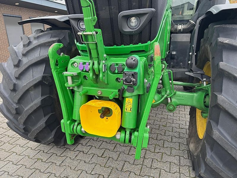 John Deere 6R250 AP 50KM COMMAND-PRO FH+FA 2022 2800 UUR!!! - Farm tractor: picture 2 John Deere 6R250 AP 50KM COMMAND-PRO FH+FA 2022 2800 UUR!!! - Farm tractor: picture 2