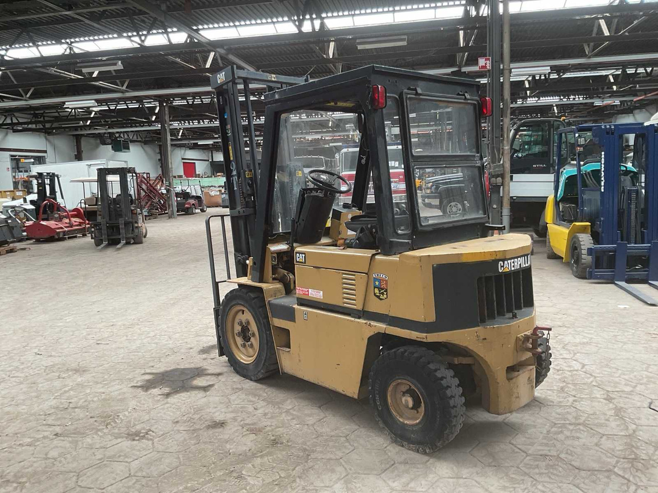 1991 CATERPILLAR V40 FORKLIFT - Forklift: picture 4 1991 CATERPILLAR V40 FORKLIFT - Forklift: picture 4
