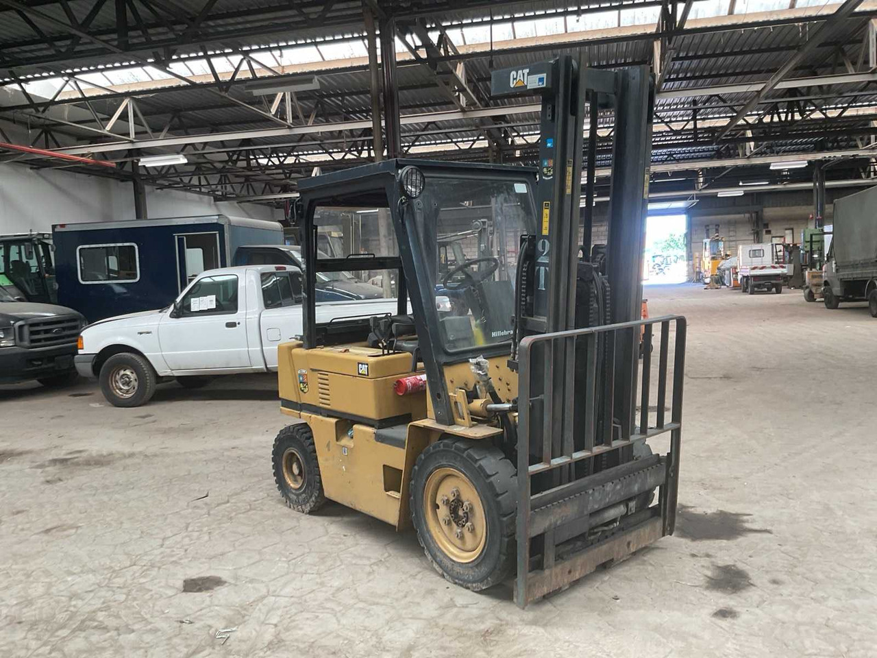 1991 CATERPILLAR V40 FORKLIFT - Forklift: picture 2 1991 CATERPILLAR V40 FORKLIFT - Forklift: picture 2