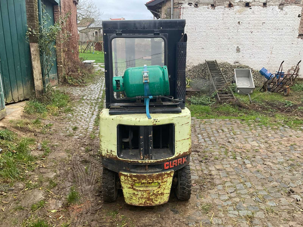 2001 CLARK CGP 25 H FORKLIFT - Forklift: picture 5 2001 CLARK CGP 25 H FORKLIFT - Forklift: picture 5