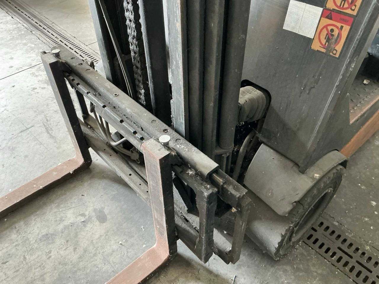 Forklift 2003 - STILL - R 60-18 - FORKLIFT: picture 13 Forklift 2003 - STILL - R 60-18 - FORKLIFT: picture 13