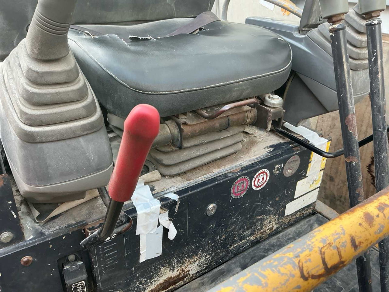 Excavator 2006 HITACHI ZX18 CRAWLER EXCAVATOR: picture 33