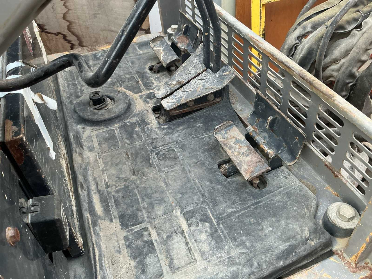 Excavator 2006 HITACHI ZX18 CRAWLER EXCAVATOR: picture 29