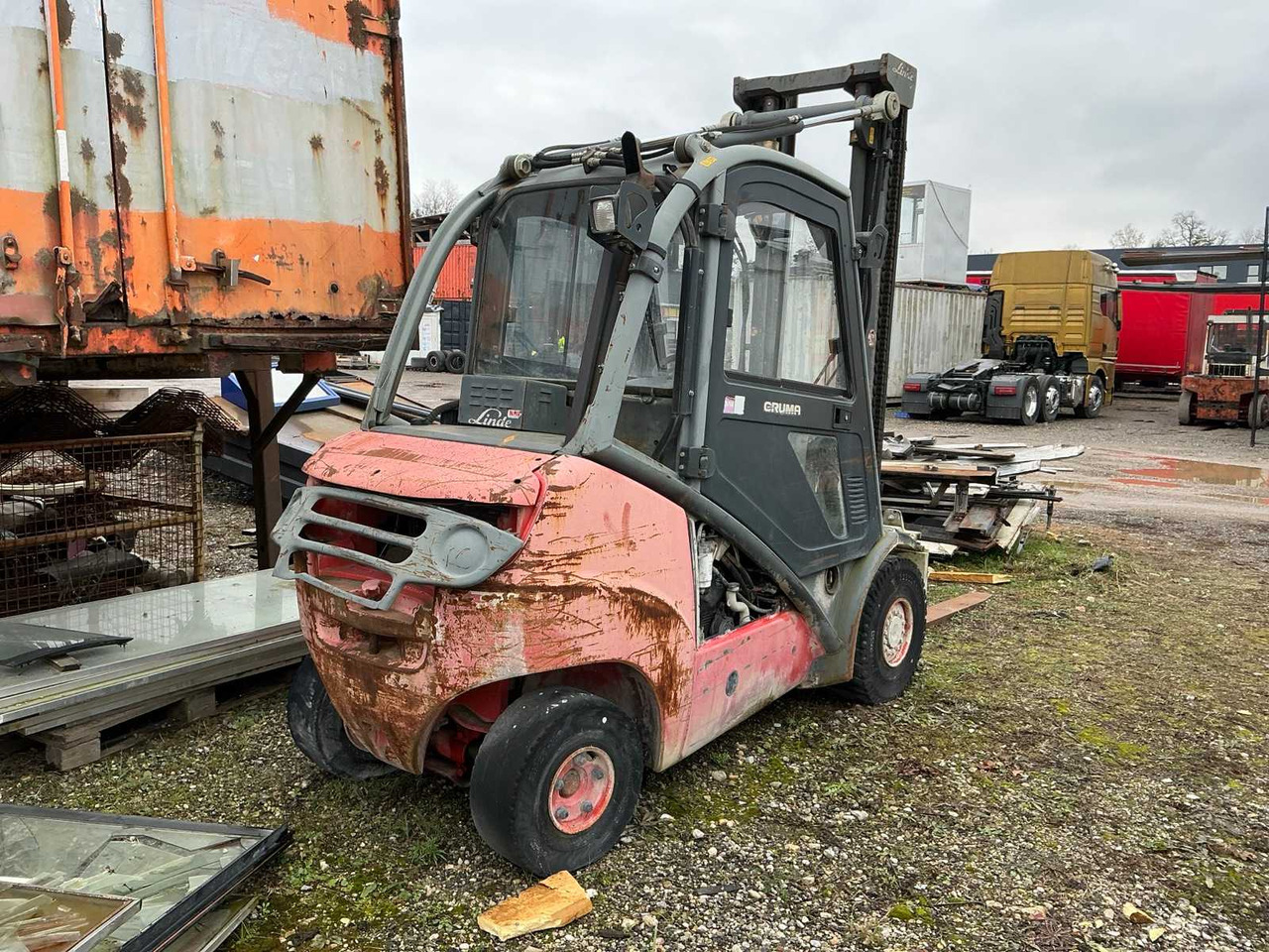 2006 LINDE H30D FORKLIFT - Forklift: picture 3 2006 LINDE H30D FORKLIFT - Forklift: picture 3
