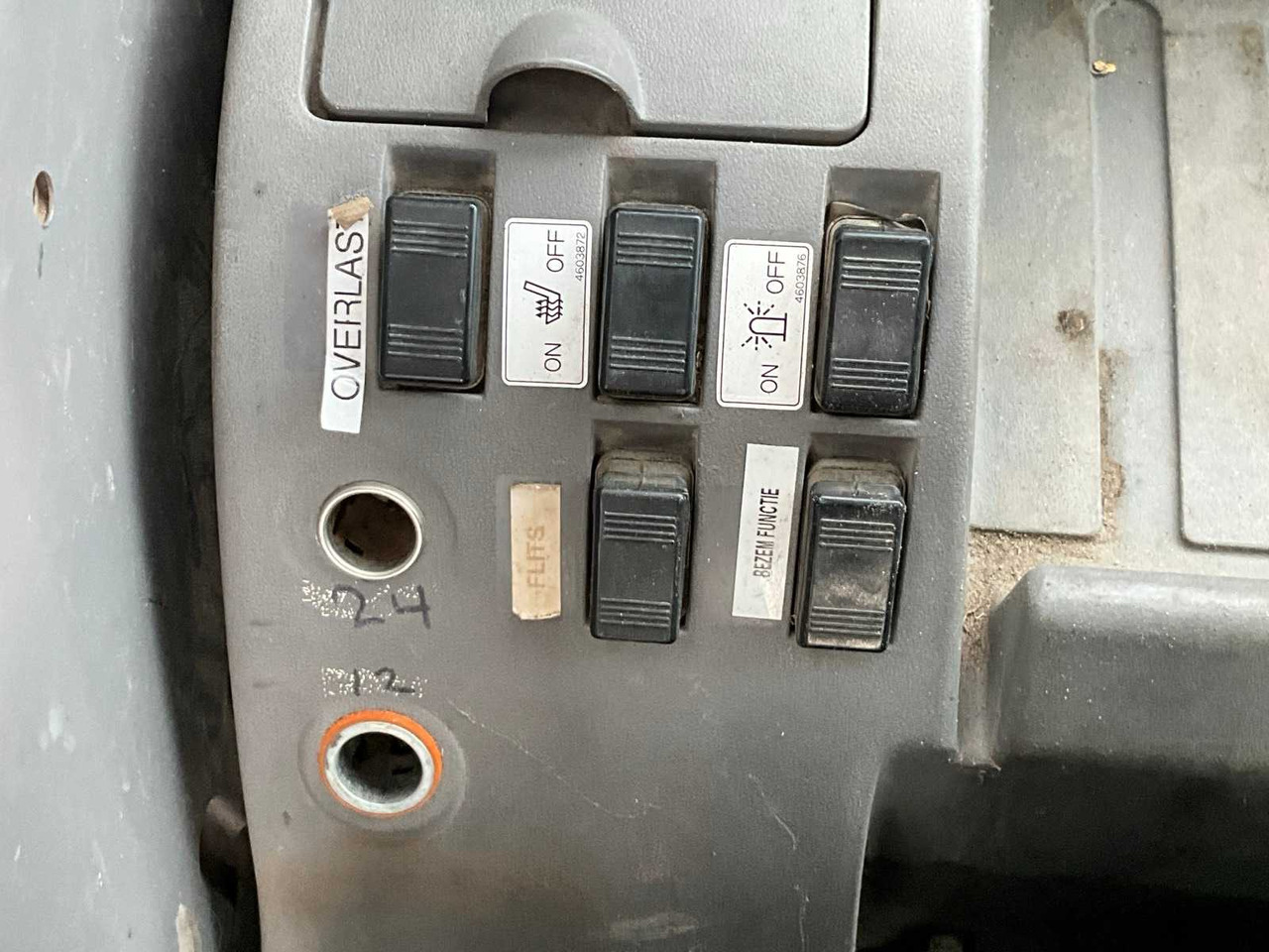 Wheel excavator 2007 HITACHI ZX130W WHEELED EXCAVATOR: picture 20