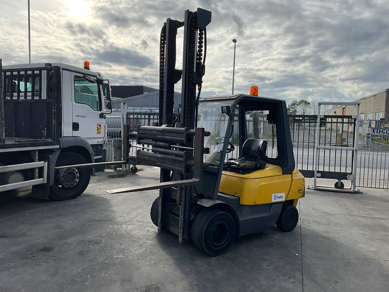 2007 OM XD30 FORKLIFT - Forklift: picture 2 2007 OM XD30 FORKLIFT - Forklift: picture 2