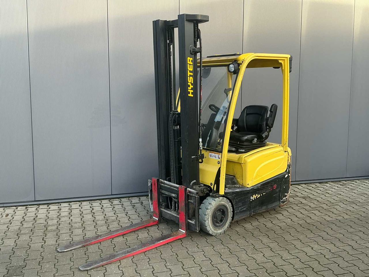 2012 HYSTER J1.6XNT SWB FORKLIFT - Forklift: picture 1 2012 HYSTER J1.6XNT SWB FORKLIFT - Forklift: picture 1
