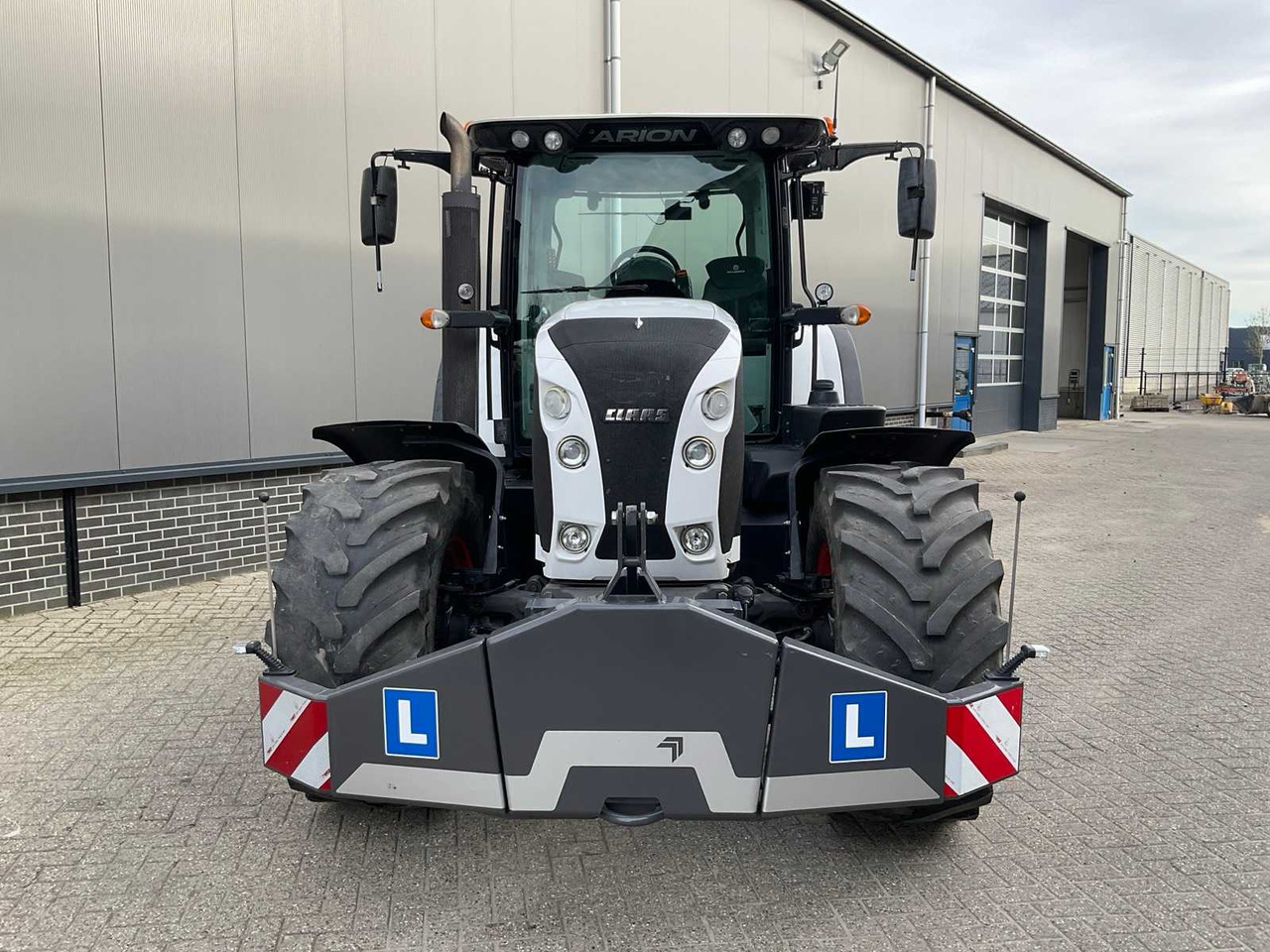 2013 CLAAS ARION 630 ALL-WHEEL DRIVE FARM TRACTOR - Farm tractor: picture 3 2013 CLAAS ARION 630 ALL-WHEEL DRIVE FARM TRACTOR - Farm tractor: picture 3