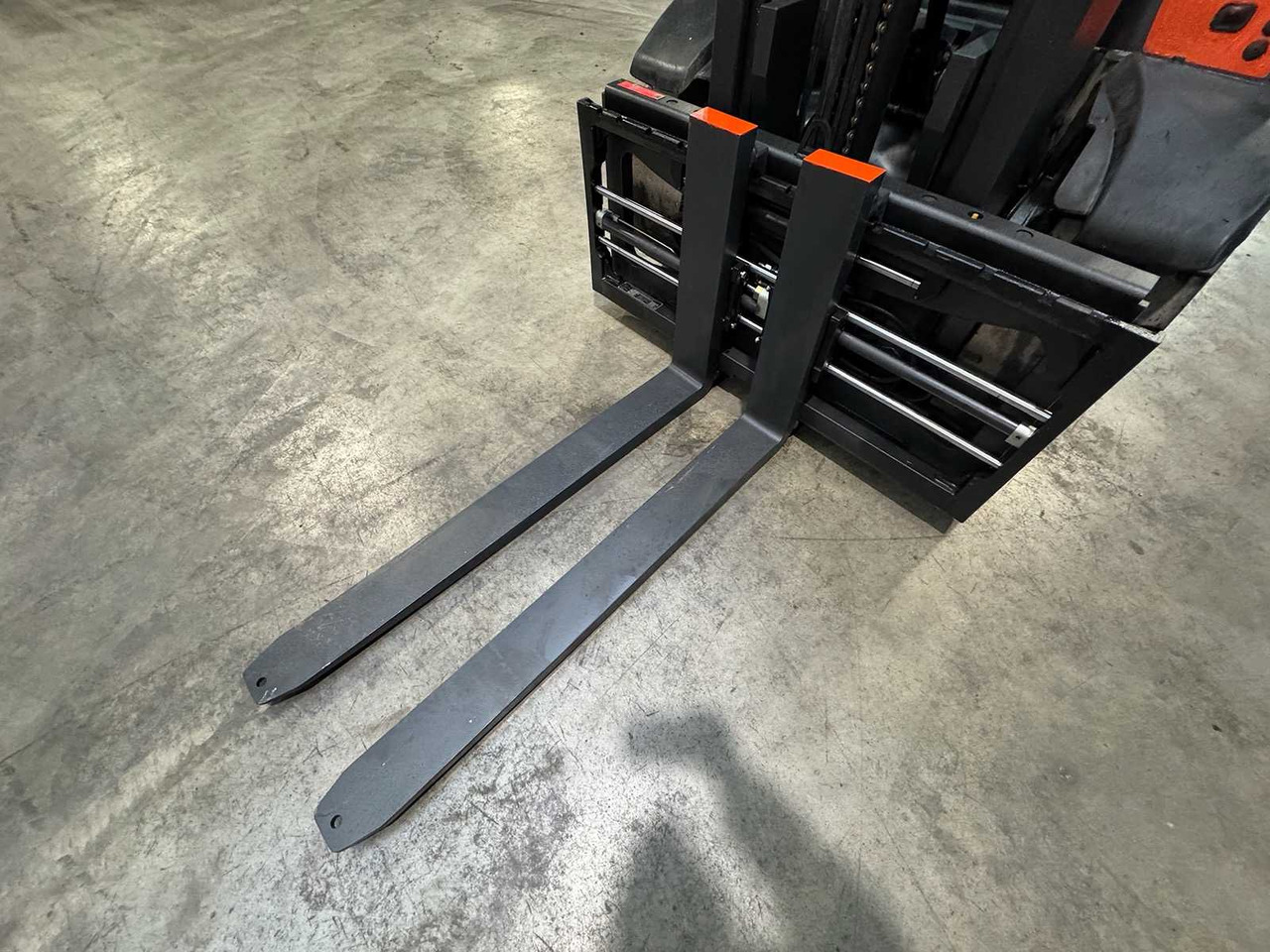 2017 SERVICE + UVV 11/2026 LINDE H30D EVO 3,000KG DUPLEX FREE LIFT 3RD + 4TH VALVE FORK ADJUSTER DIESEL FORKLIFT FORKLIFT 4,702 HOURS. - Forklift: picture 5 2017 SERVICE + UVV 11/2026 LINDE H30D EVO 3,000KG DUPLEX FREE LIFT 3RD + 4TH VALVE FORK ADJUSTER DIESEL FORKLIFT FORKLIFT 4,702 HOURS. - Forklift: picture 5