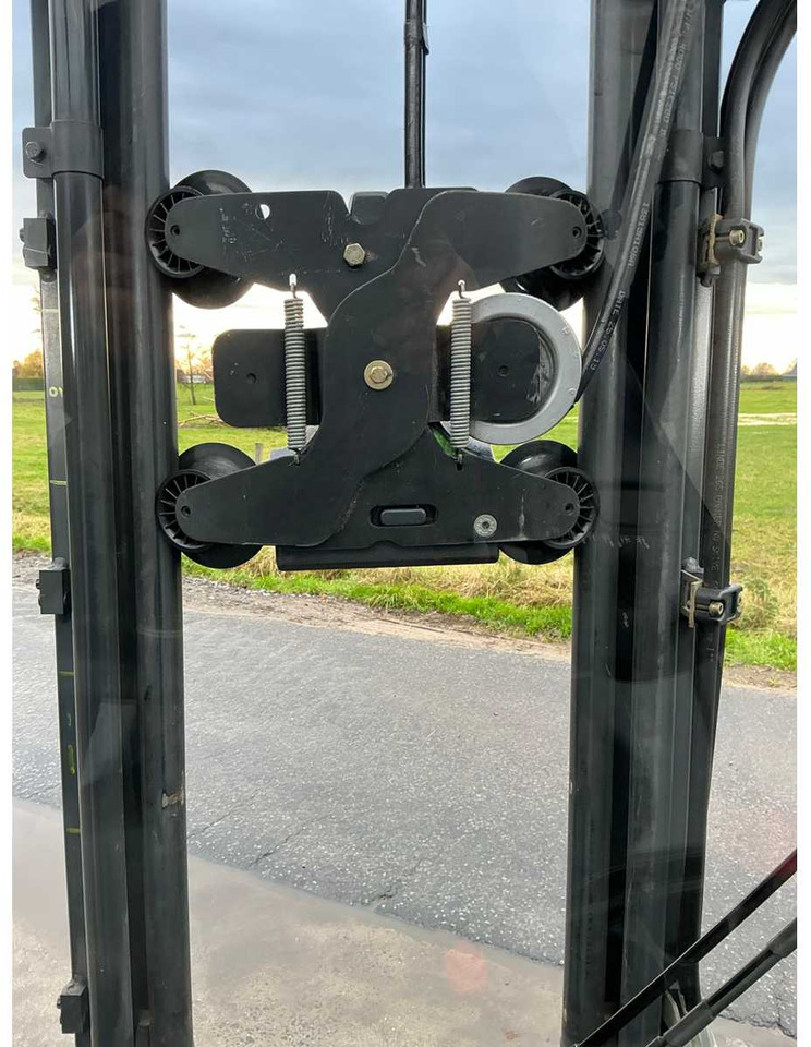 Forklift 2018 LINDE E16C-02 FORKLIFT: picture 9