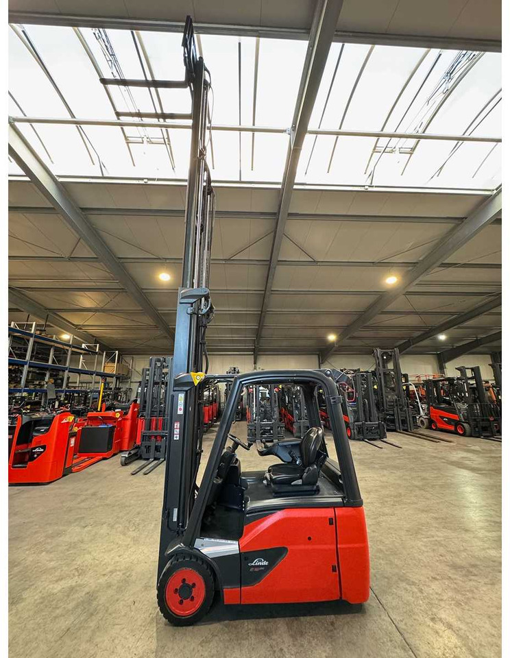 2018 SERVICE + UVV 08/2026 LINDE E16 LI-ION LITHIUM TRIPLEX 662CM ELECTRIC FORKLIFT 7,467 HOURS - Forklift: picture 3 2018 SERVICE + UVV 08/2026 LINDE E16 LI-ION LITHIUM TRIPLEX 662CM ELECTRIC FORKLIFT 7,467 HOURS - Forklift: picture 3