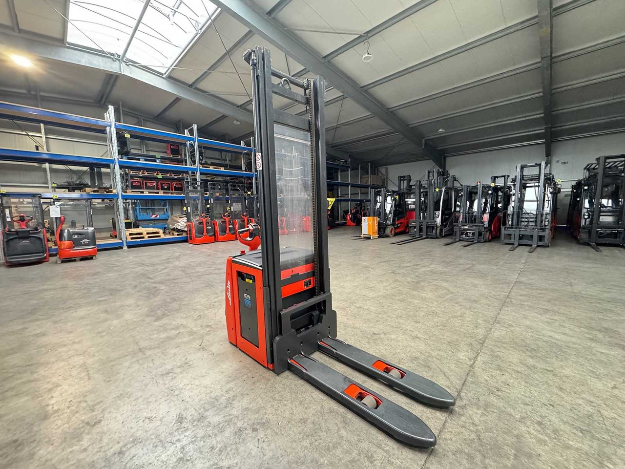 2018 SERVICE +UVV 09/2026 LINDE L14 LITHIUM LI-ION 1.400KG PALLET TRUCK ANT 2.300 HOURS - Forklift: picture 5 2018 SERVICE +UVV 09/2026 LINDE L14 LITHIUM LI-ION 1.400KG PALLET TRUCK ANT 2.300 HOURS - Forklift: picture 5