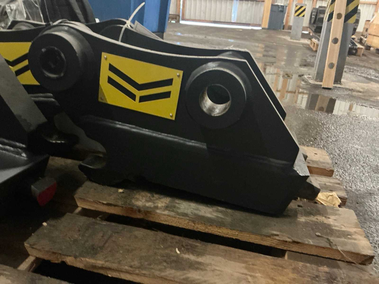 2019 YANMAR 5455750010 QUICK COUPLER, HYDR. - Wheel loader: picture 2 2019 YANMAR 5455750010 QUICK COUPLER, HYDR. - Wheel loader: picture 2