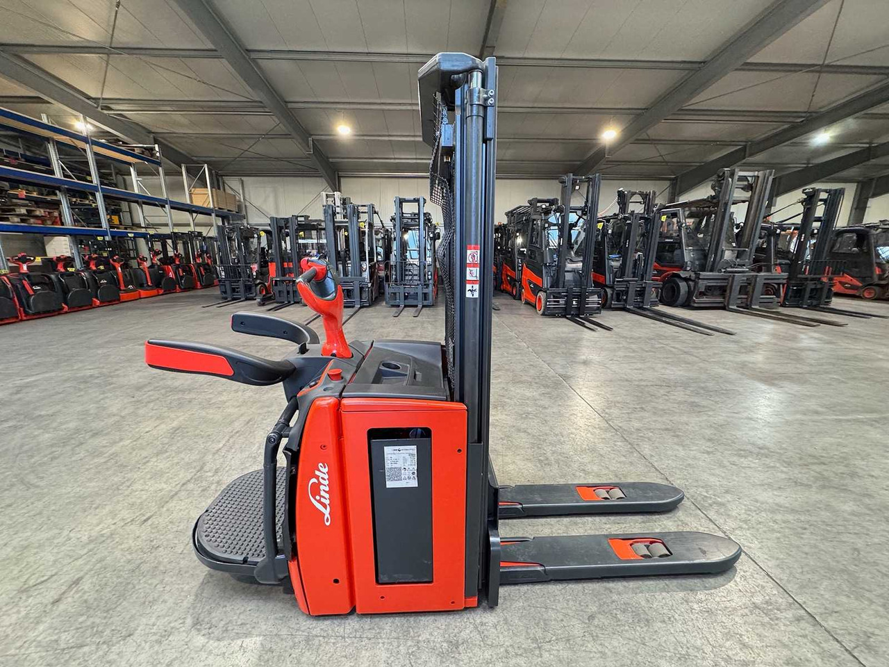 2020 SERVICE +UVV 09/2026 LINDE L14AP EVO 1.400KG PALLET TRUCK ANT 4.617 HOURS - Forklift: picture 5 2020 SERVICE +UVV 09/2026 LINDE L14AP EVO 1.400KG PALLET TRUCK ANT 4.617 HOURS - Forklift: picture 5