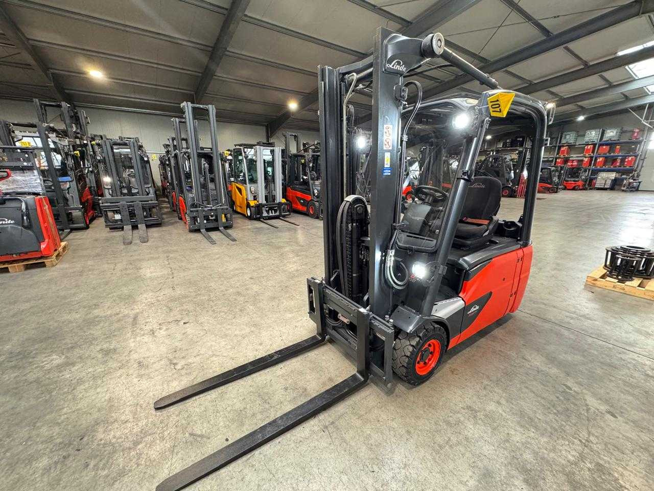 2020 SERVICE+UVV 10/2026 LINDE E16L 1.600KG DUPLEX FREE LIFT ELECTRIC FORKLIFT - Forklift: picture 2 2020 SERVICE+UVV 10/2026 LINDE E16L 1.600KG DUPLEX FREE LIFT ELECTRIC FORKLIFT - Forklift: picture 2