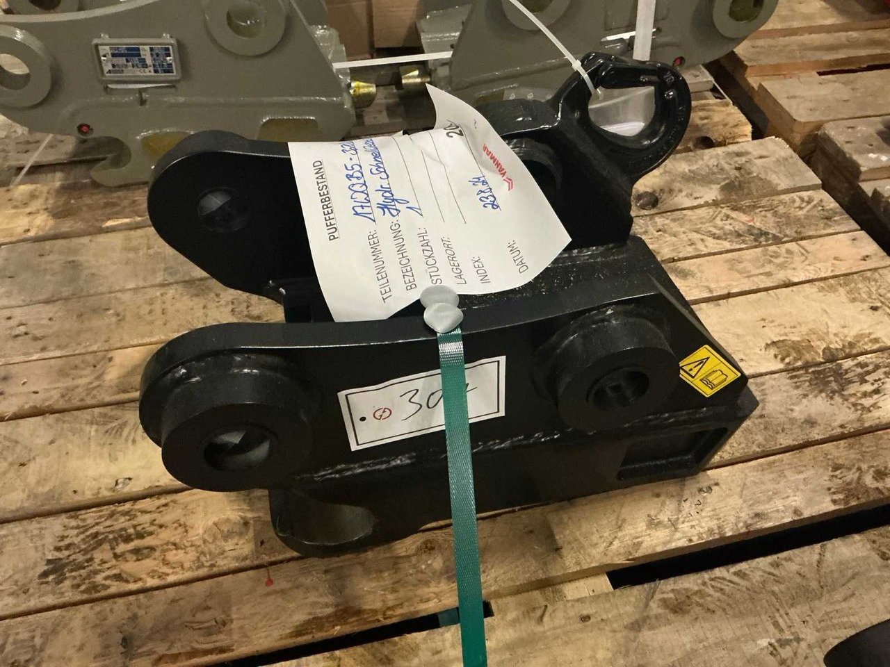 2024 YANMAR QUICK COUPLER, HYDR. - Wheel loader: picture 1 2024 YANMAR QUICK COUPLER, HYDR. - Wheel loader: picture 1