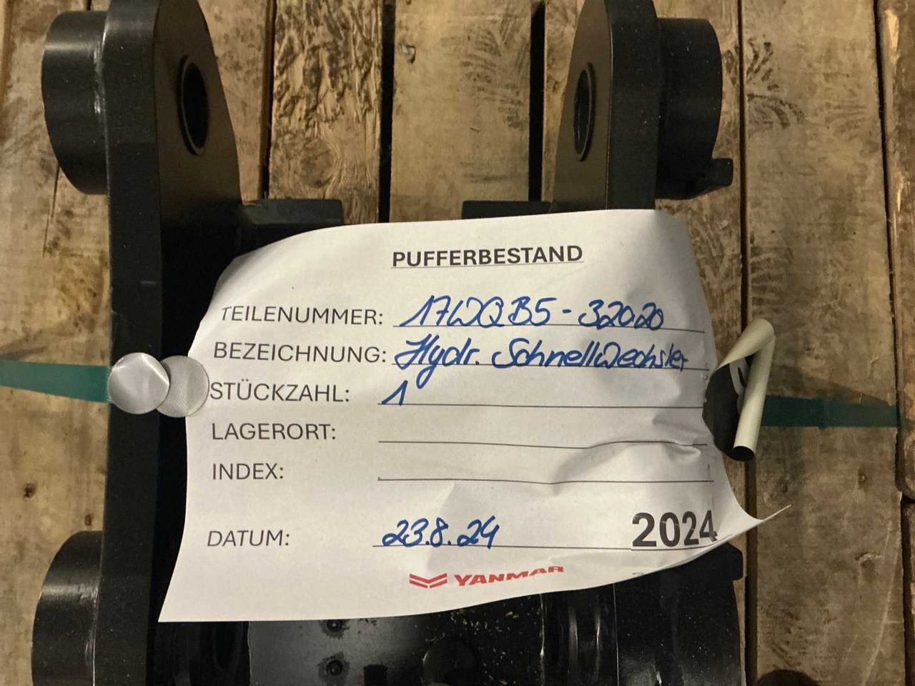 2024 YANMAR QUICK COUPLER, HYDR. - Wheel loader: picture 3 2024 YANMAR QUICK COUPLER, HYDR. - Wheel loader: picture 3