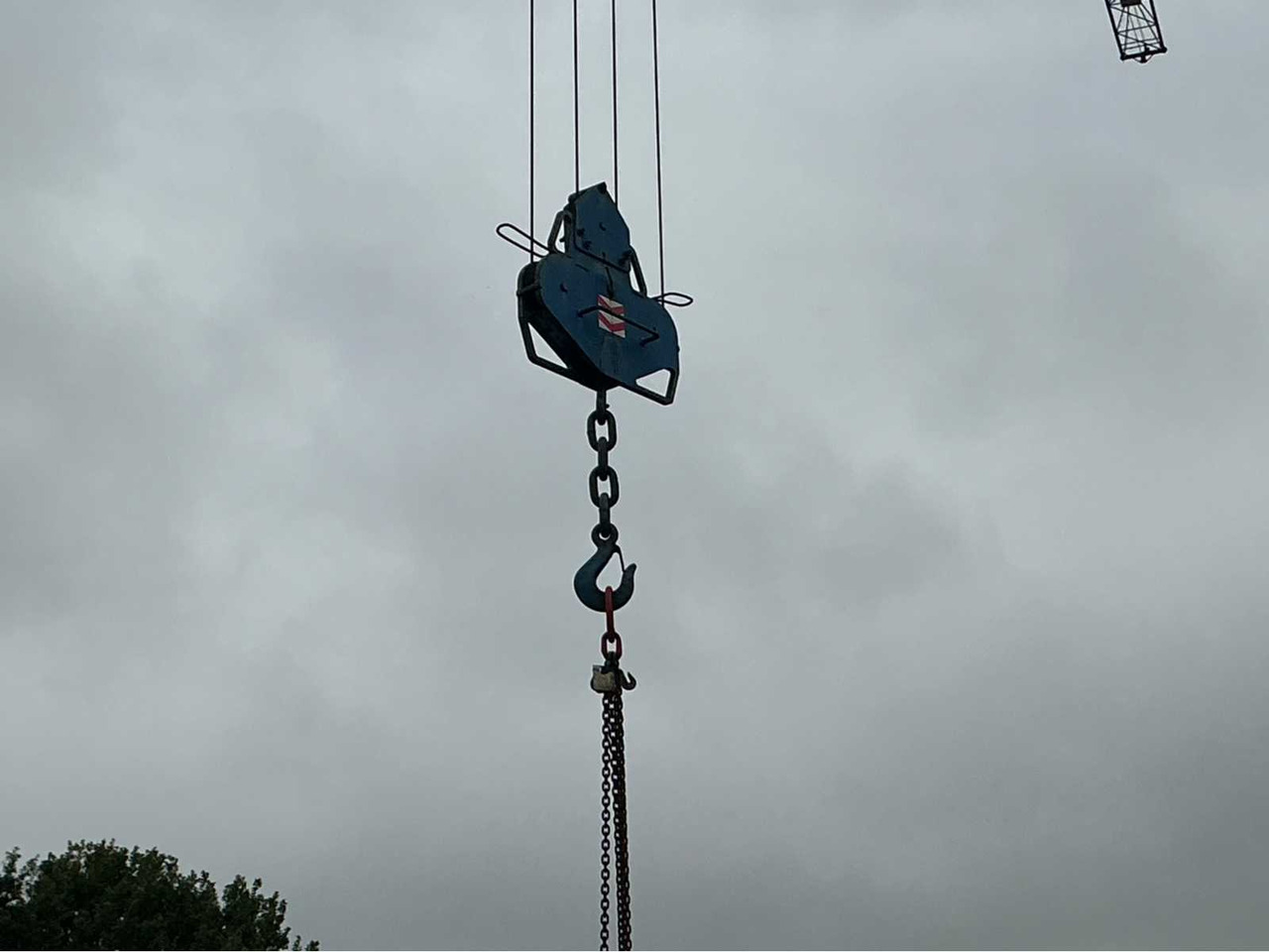 Benzzato Gru 120 - Tower crane: picture 3 Benzzato Gru 120 - Tower crane: picture 3