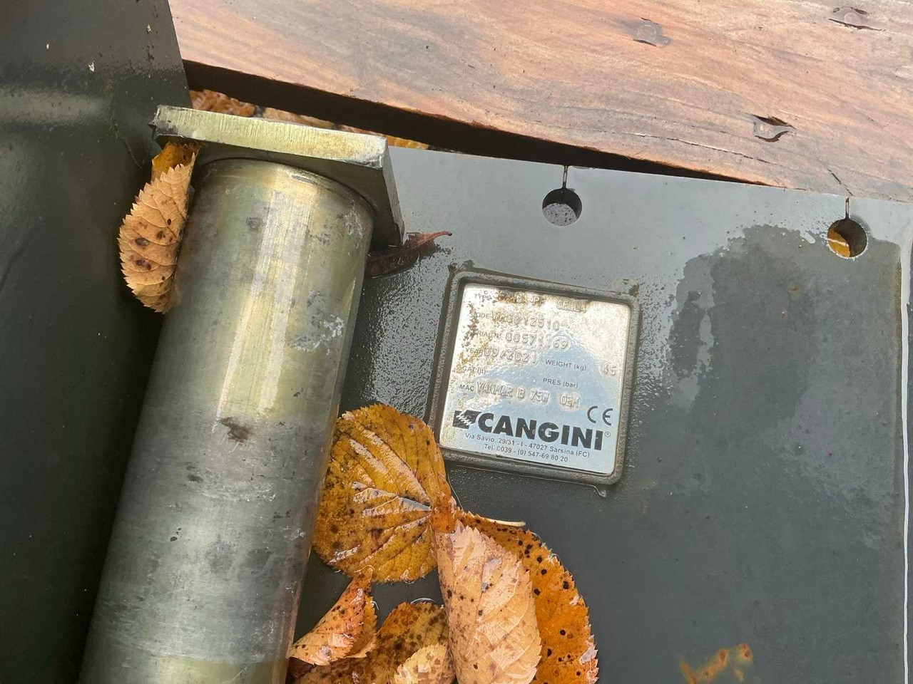CANGINI - 2021 - ADAPTER PLATE WITH BOLT MOUNT - Wheel loader: picture 3 CANGINI - 2021 - ADAPTER PLATE WITH BOLT MOUNT - Wheel loader: picture 3