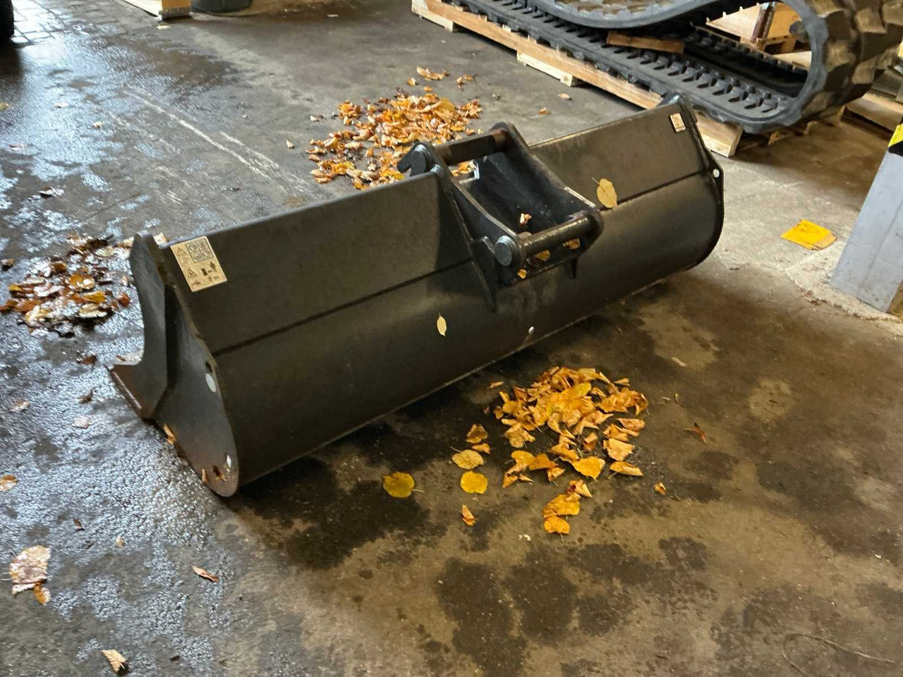 CANGINI - 2021 - BUCKET 1800MM - Wheel loader: picture 3 CANGINI - 2021 - BUCKET 1800MM - Wheel loader: picture 3